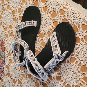 TEVA black and white sandals. Size 9.